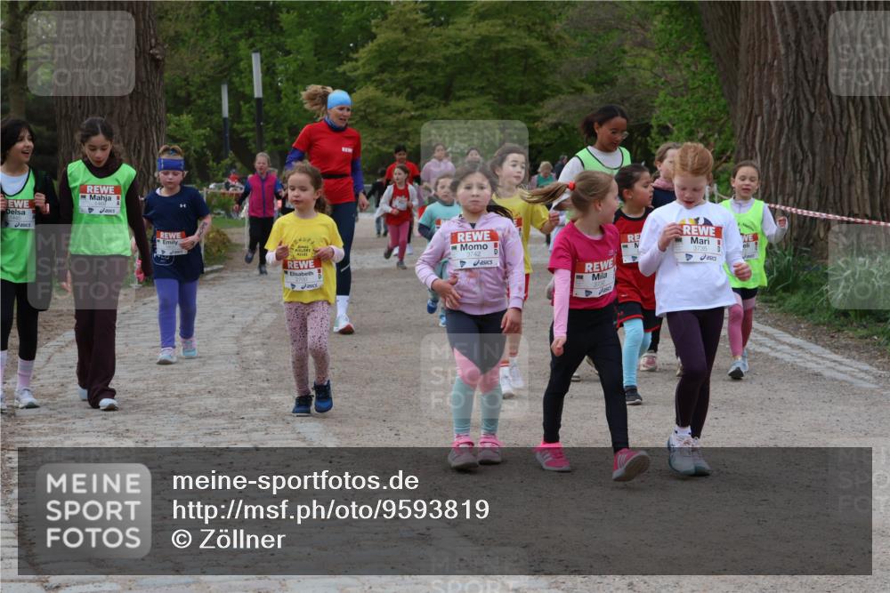 25.04.2026 - Das Zehntel Zöllner http://msf.ph/oto/9593819 25.04.2026 08:48:33 Laufen 3742, 3735 meine-sportfotos.de