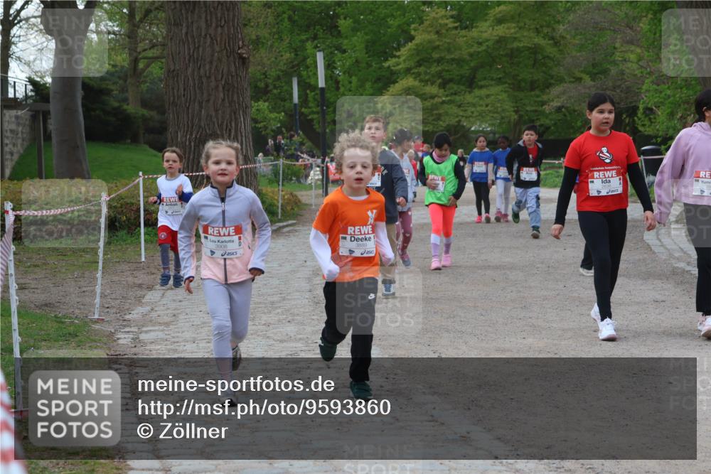 25.04.2026 - Das Zehntel Zöllner http://msf.ph/oto/9593860 25.04.2026 08:48:48 Laufen 3908, 3889 meine-sportfotos.de