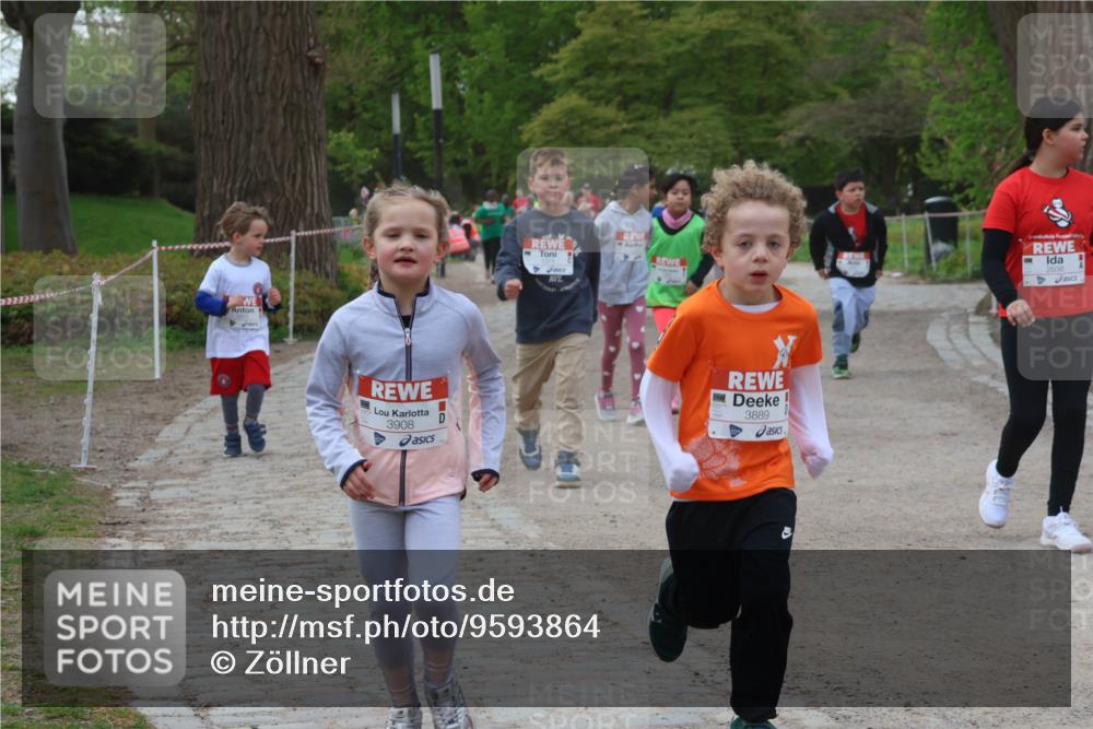 25.04.2026 - Das Zehntel Zöllner http://msf.ph/oto/9593864 25.04.2026 08:48:49 Laufen 3908, 3889, 2638 meine-sportfotos.de
