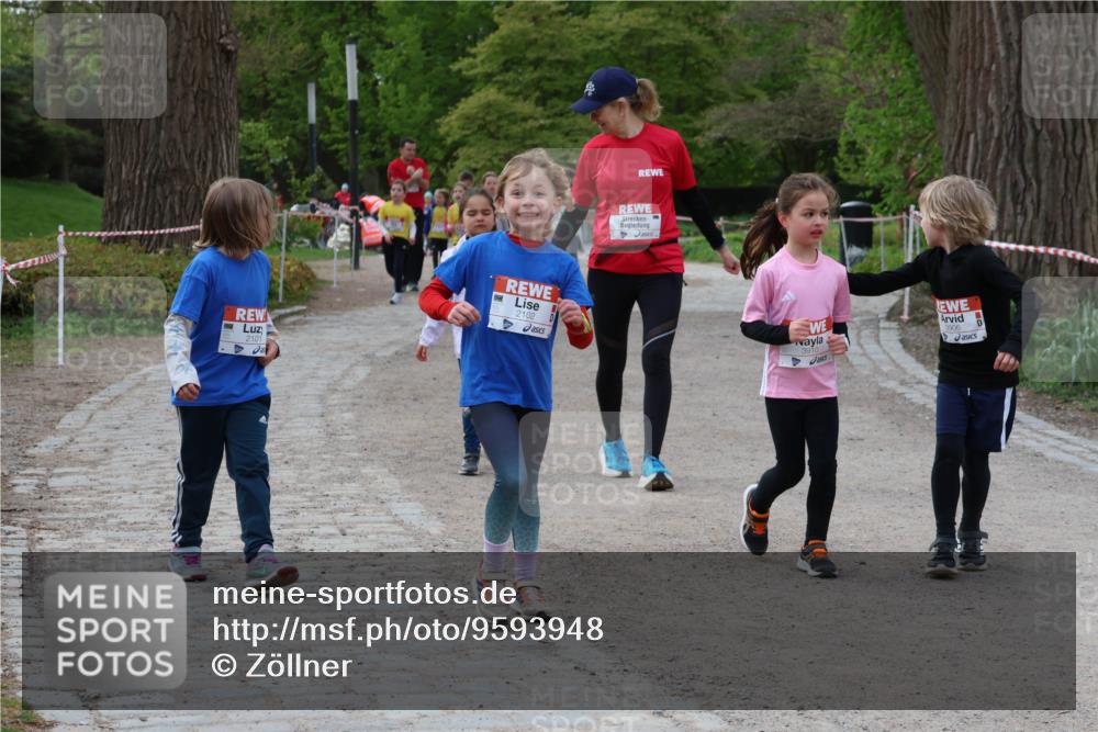 25.04.2026 - Das Zehntel Zöllner http://msf.ph/oto/9593948 25.04.2026 08:49:24 Laufen 2101, 2102, 3906, 3910 meine-sportfotos.de
