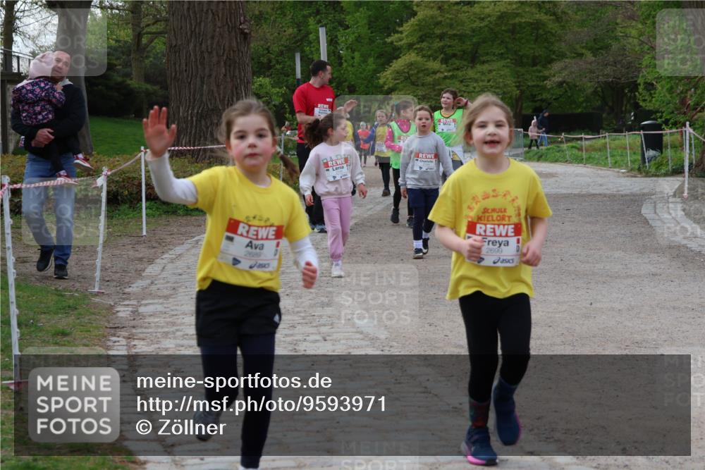 25.04.2026 - Das Zehntel Zöllner http://msf.ph/oto/9593971 25.04.2026 08:49:34 Laufen 2689, 2699 meine-sportfotos.de