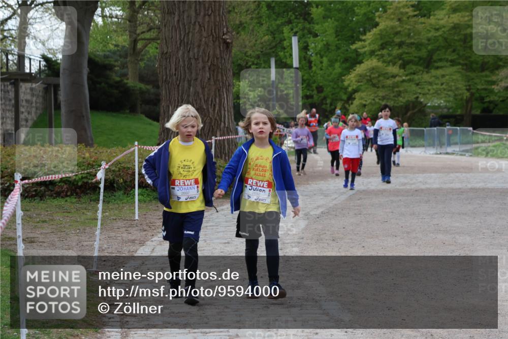 25.04.2026 - Das Zehntel Zöllner http://msf.ph/oto/9594000 25.04.2026 08:49:46 Laufen 2697, 2692 meine-sportfotos.de