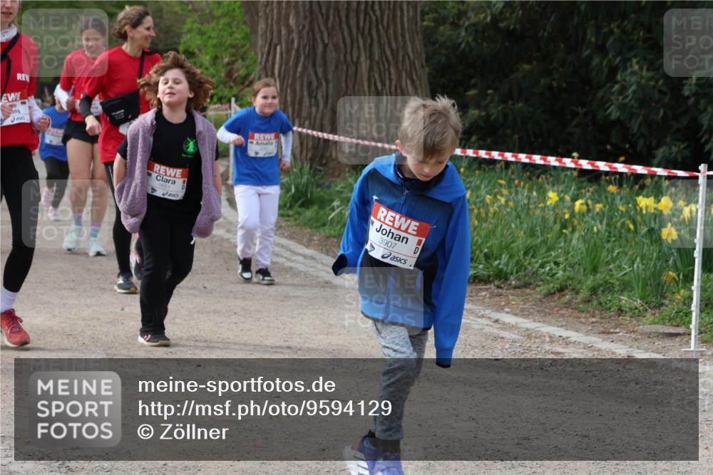 25.04.2026 - Das Zehntel Zöllner http://msf.ph/oto/9594129 25.04.2026 08:50:54 Laufen 1651, 3907 meine-sportfotos.de