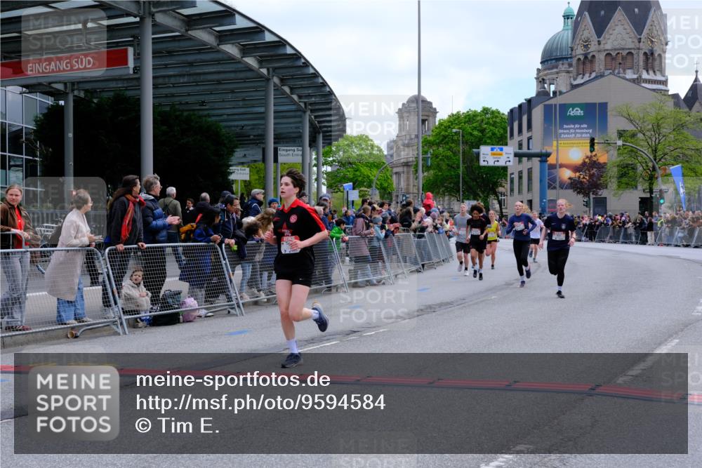 25.04.2026 - Das Zehntel Tim E. http://msf.ph/oto/9594584 25.04.2026 14:48:57 Ziel 15195, 15224, 15266, 15291, 15630, 15691, 15787, 16730, 16994, 17066, 17070, 17629, 17630, 17869, 17876, 17926, 17958, 18003, 18116, 18227, 18280 meine-sportfotos.de