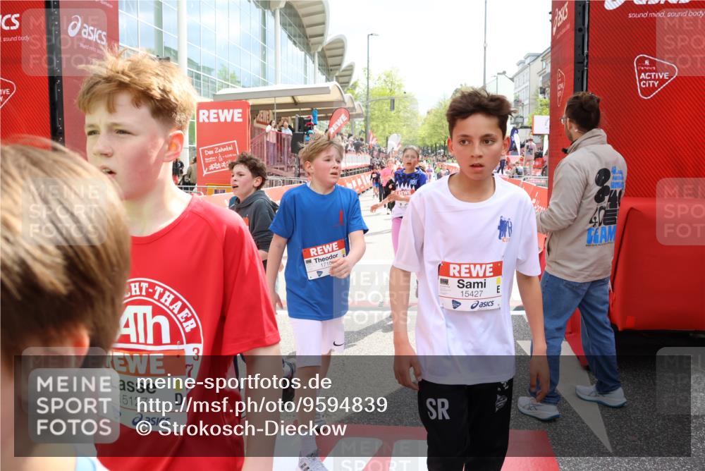 25.04.2026 - Das Zehntel Strokosch-Dieckow http://msf.ph/oto/9594839 25.04.2026 14:55:54 Ziel 15127, 15252, 15416, 15418, 15427, 16050, 16103, 16112, 16339, 17040, 17109, 17639, 18079, 18108, 15127, 15252, 15416, 15418, 15427, 16050, 16103, 16112, 16339, 17040, 17109, 17639, 18079, 18108 meine-sportfotos.de