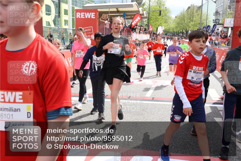 25.04.2026 - Das Zehntel Strokosch-Dieckow http://msf.ph/oto/9595012 25.04.2026 14:56:00 Ziel 15055, 15150, 15243, 15416, 15498, 15572, 15685, 15867, 16050, 16101, 16266, 16295, 16469, 16521, 16522, 16581, 16585, 16599, 16997, 17014, 17060, 17212, 17223, 17428, 17491, 17556, 18009, 18149, 18188, 15055, 15150, 15243, 15416, 15498, 15572, 15685, 15867, 16050, 16101, 16266, 16295, 16469, 16521, 16522, 16581, 16585, 16599, 16997, 17014, 17060, 17212, 17223, 17428, 17491, 18188 meine-sportfotos.de