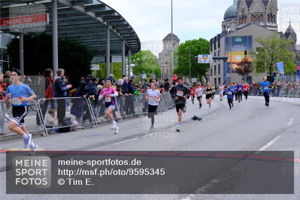 25.04.2026 - Das Zehntel Tim E. http://msf.ph/oto/9595345 25.04.2026 14:49:43 Ziel 15255, 15545, 16071, 16229, 16366, 16536, 16710, 16728, 16998, 17018, 17045, 17096, 17105, 17141, 17357, 17578, 18252 meine-sportfotos.de