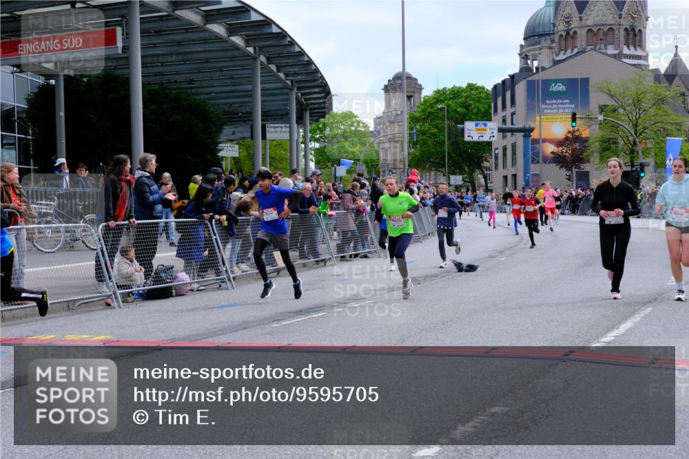25.04.2026 - Das Zehntel Tim E. http://msf.ph/oto/9595705 25.04.2026 14:50:04 Ziel 15226, 15485, 15798, 15981, 16513, 16542, 16594, 16717, 16830, 16893, 16899, 16900, 16977, 17261, 17329, 18223, 18224, 18239, 18254, 18307 meine-sportfotos.de