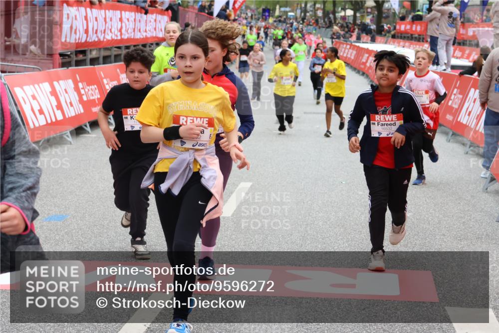25.04.2026 - Das Zehntel Strokosch-Dieckow http://msf.ph/oto/9596272 25.04.2026 15:03:38 Ziel 15500, 15774, 16202, 16213, 16532, 16628, 17113, 17115, 17348, 17355, 17607, 17612, 17668, 18075, 15500, 15774, 16202, 16213, 16532, 16628, 17113, 17115, 17348, 17355, 17607, 17612, 17668, 18075 meine-sportfotos.de