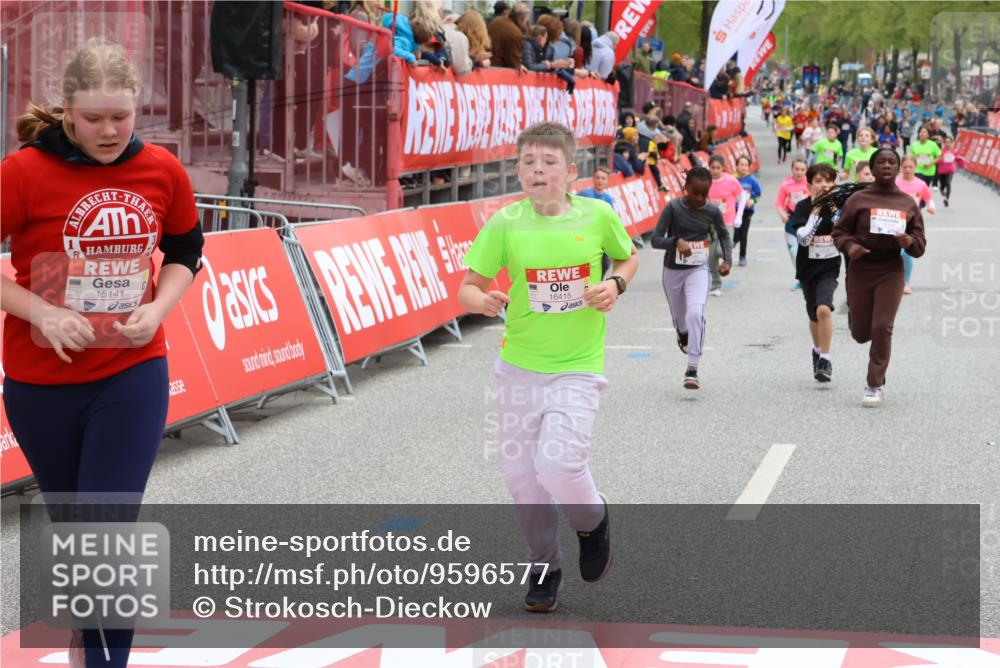25.04.2026 - Das Zehntel Strokosch-Dieckow http://msf.ph/oto/9596577 25.04.2026 15:03:49 Ziel 15141, 15489, 15492, 16083, 16415, 16444, 17438, 17445, 18071, 15141, 15489, 15492, 16083, 16415, 16444, 17438, 17445, 18071 meine-sportfotos.de