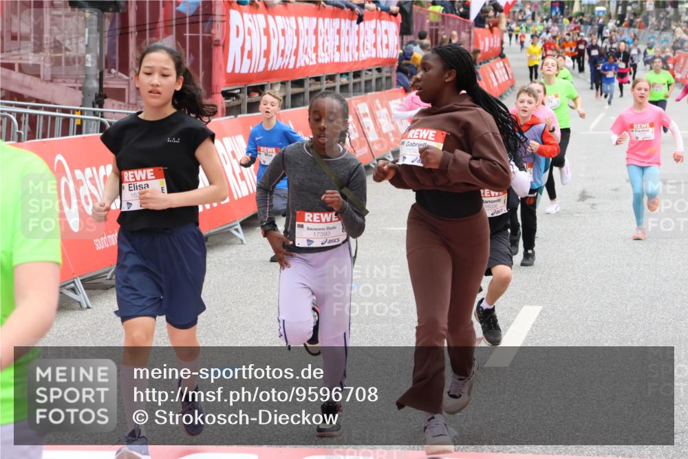 25.04.2026 - Das Zehntel Strokosch-Dieckow http://msf.ph/oto/9596708 25.04.2026 15:03:52 Ziel 15141, 15492, 16330, 16389, 16415, 16444, 17393, 17400, 17403, 15141, 15492, 16330, 16389, 16415, 16444, 17393, 17400, 17403 meine-sportfotos.de