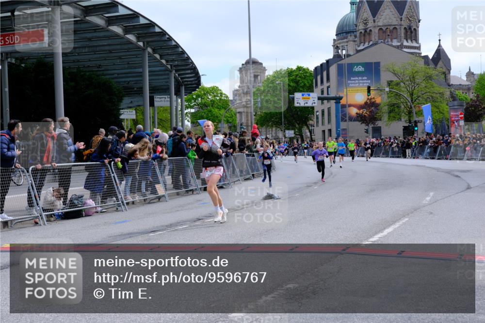 25.04.2026 - Das Zehntel Tim E. http://msf.ph/oto/9596767 25.04.2026 14:51:09 Ziel 15043, 15379, 15597, 15795, 16344, 16429, 16468, 16631, 16844, 16852, 17095, 17572, 17574, 18161 meine-sportfotos.de