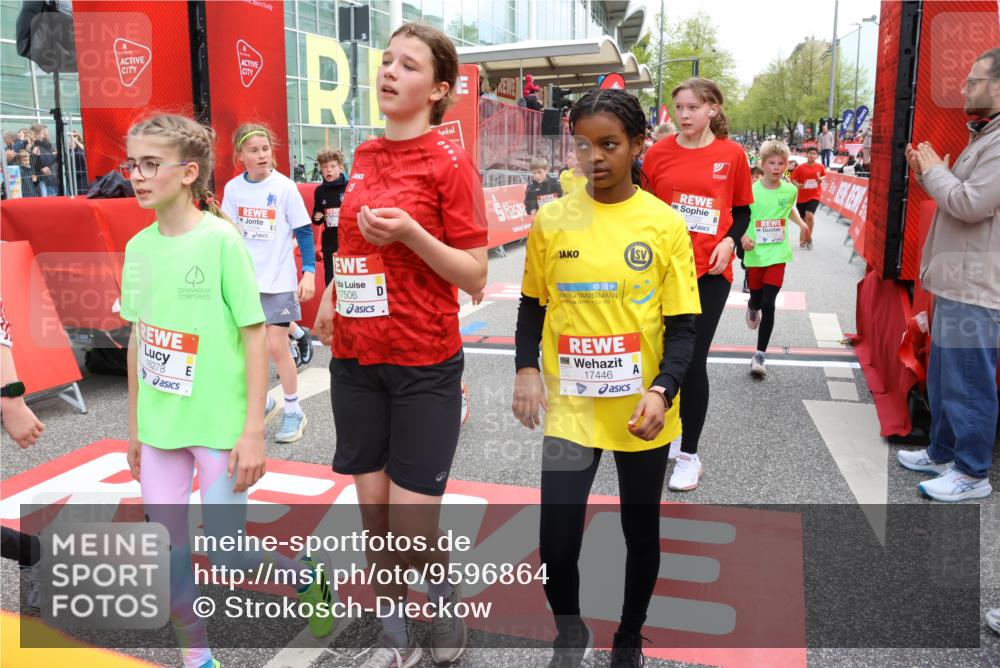 25.04.2026 - Das Zehntel Strokosch-Dieckow http://msf.ph/oto/9596864 25.04.2026 14:58:36 Ziel 15032, 15179, 15314, 15389, 15398, 15433, 15451, 15511, 15639, 15651, 15684, 15706, 15752, 15824, 15917, 15944, 16178, 16278, 16502, 16561, 16562, 16563, 16859, 16911, 16913, 17252, 17342, 17446, 17489, 17506, 17613, 17722, 17998, 18107, 15032, 15179, 15314, 15389, 15398, 15433, 15451, 15511, 15639, 15651, 15684, 15706, 15752, 15824, 15917, 15944, 16178, 16278, 16502, 16561, 16562, 16563, 16859, 16911, 16913, 17252, 17342, 17446, 17489, 17506, 17613, 17722 meine-sportfotos.de
