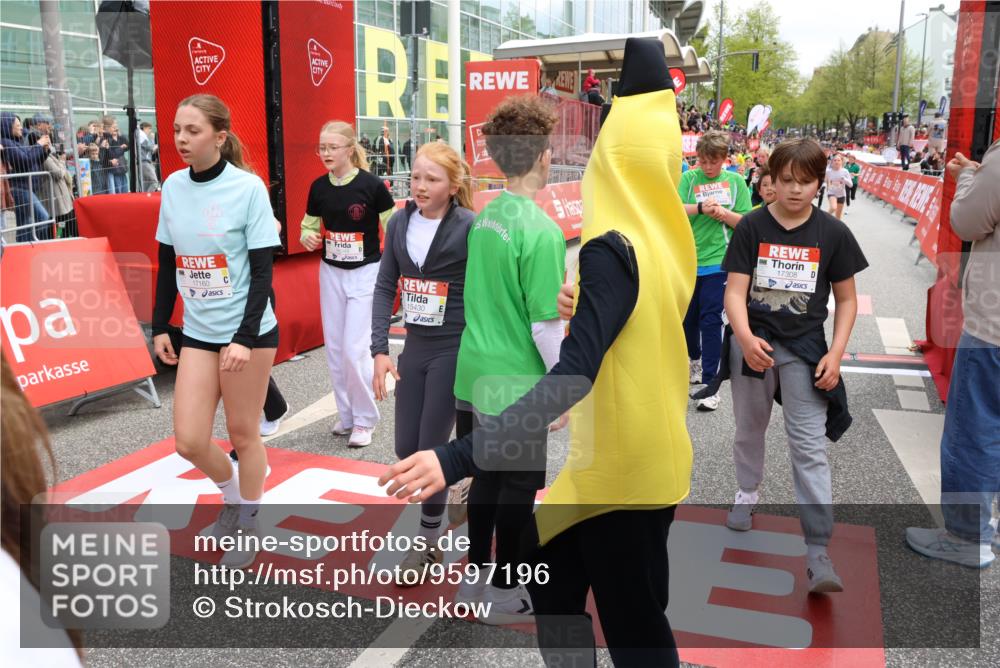 25.04.2026 - Das Zehntel Strokosch-Dieckow http://msf.ph/oto/9597196 25.04.2026 14:58:53 Ziel 15177, 15430, 15431, 16109, 16166, 16206, 16348, 16537, 16540, 16551, 16822, 17119, 17160, 17189, 17308, 17696, 17710, 17751, 17761, 17800, 17809, 17837, 18163, 15177, 15430, 15431, 16109, 16166, 16206, 16348, 16537, 16540, 16551, 16822, 17119, 17160, 17189, 17308, 17696, 17710, 17751, 17761, 17800, 17809, 17837, 18163 meine-sportfotos.de