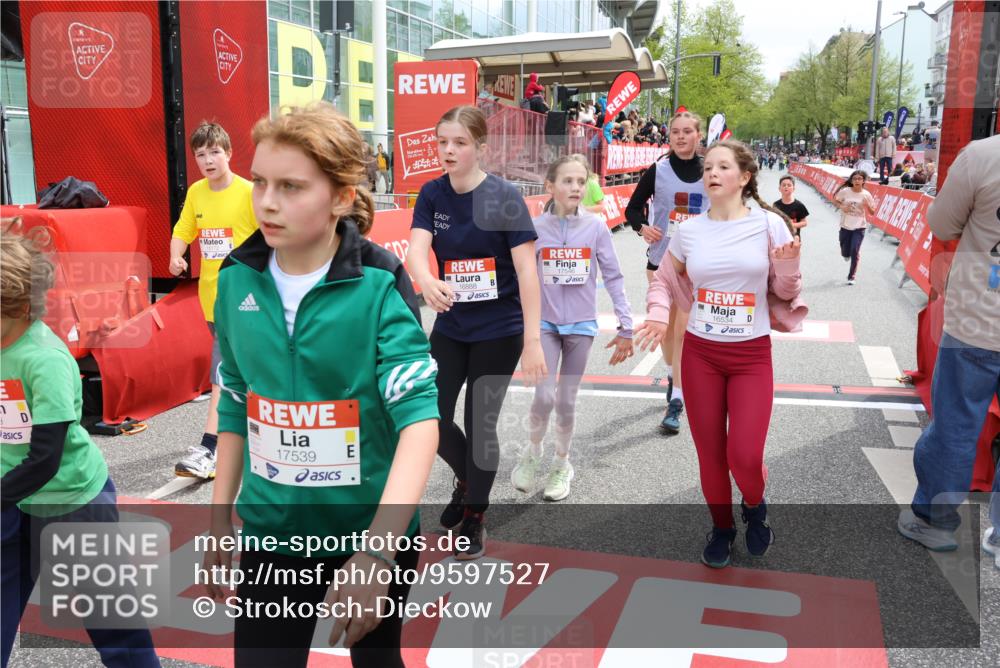 25.04.2026 - Das Zehntel Strokosch-Dieckow http://msf.ph/oto/9597527 25.04.2026 14:59:02 Ziel 15172, 15192, 15205, 15764, 15883, 15893, 16299, 16533, 16534, 16639, 16654, 16800, 16888, 16938, 17314, 17523, 17539, 17546, 17617, 17623, 17853, 17972, 18119, 15172, 15192, 15205, 15764, 15883, 15893, 16299, 16533, 16534, 16639, 16654, 16800, 16888, 16938, 17314, 17523, 17539, 17546, 17617, 17623, 17853, 17972, 18119 meine-sportfotos.de
