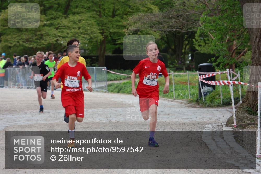 25.04.2026 - Das Zehntel Zöllner http://msf.ph/oto/9597542 25.04.2026 12:38:14 Laufen 10270, 10268 meine-sportfotos.de