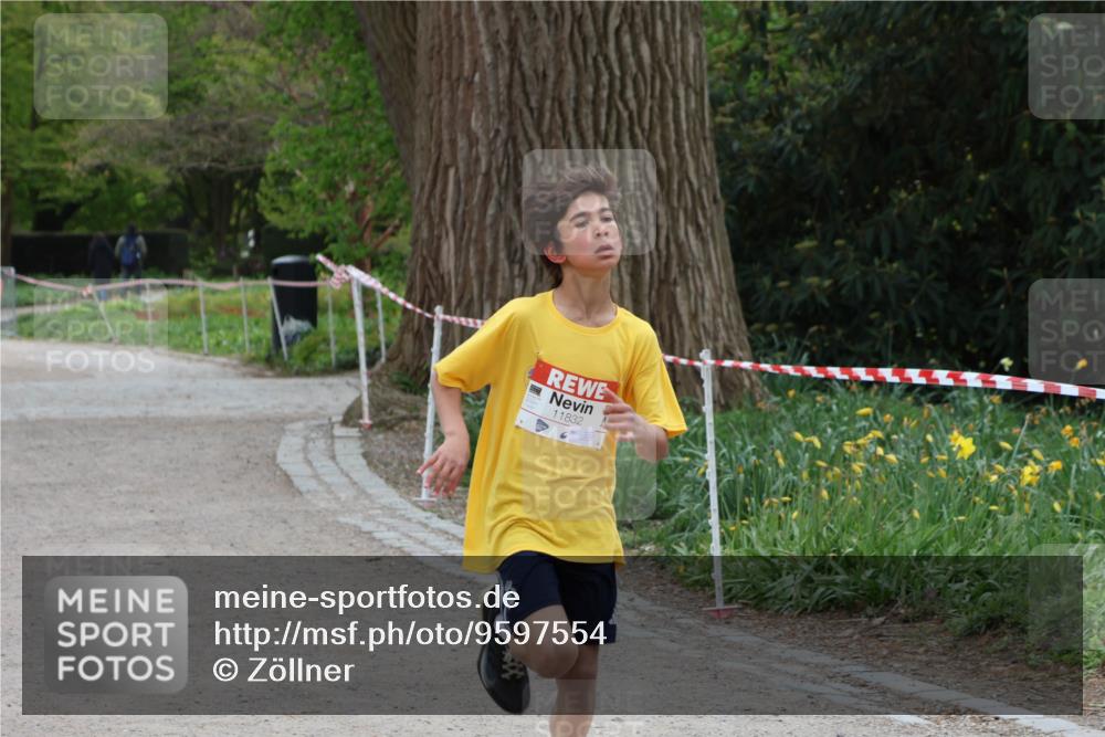25.04.2026 - Das Zehntel Zöllner http://msf.ph/oto/9597554 25.04.2026 12:38:18 Laufen 11832 meine-sportfotos.de