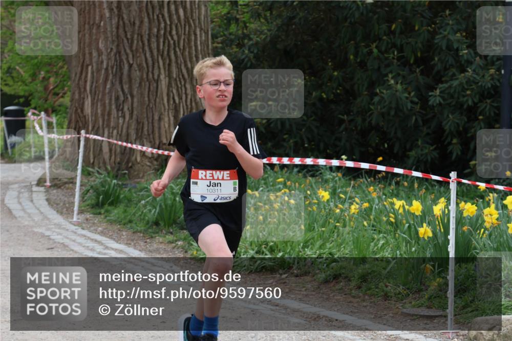 25.04.2026 - Das Zehntel Zöllner http://msf.ph/oto/9597560 25.04.2026 12:38:21 Laufen 10311 meine-sportfotos.de