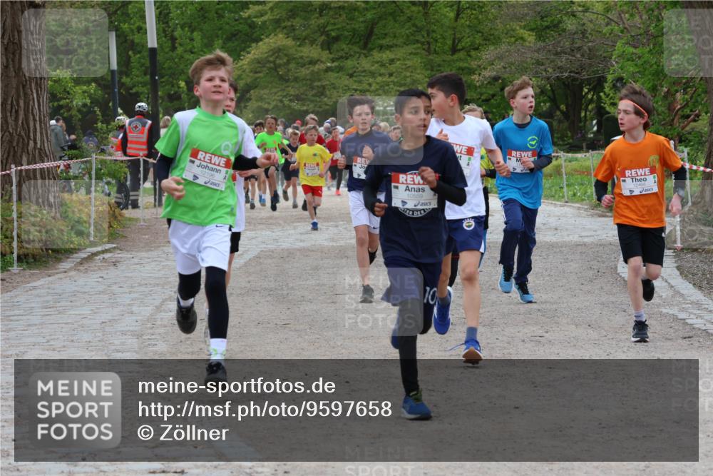 25.04.2026 - Das Zehntel Zöllner http://msf.ph/oto/9597658 25.04.2026 12:38:59 Laufen 12196, 10559, 10, 12465 meine-sportfotos.de