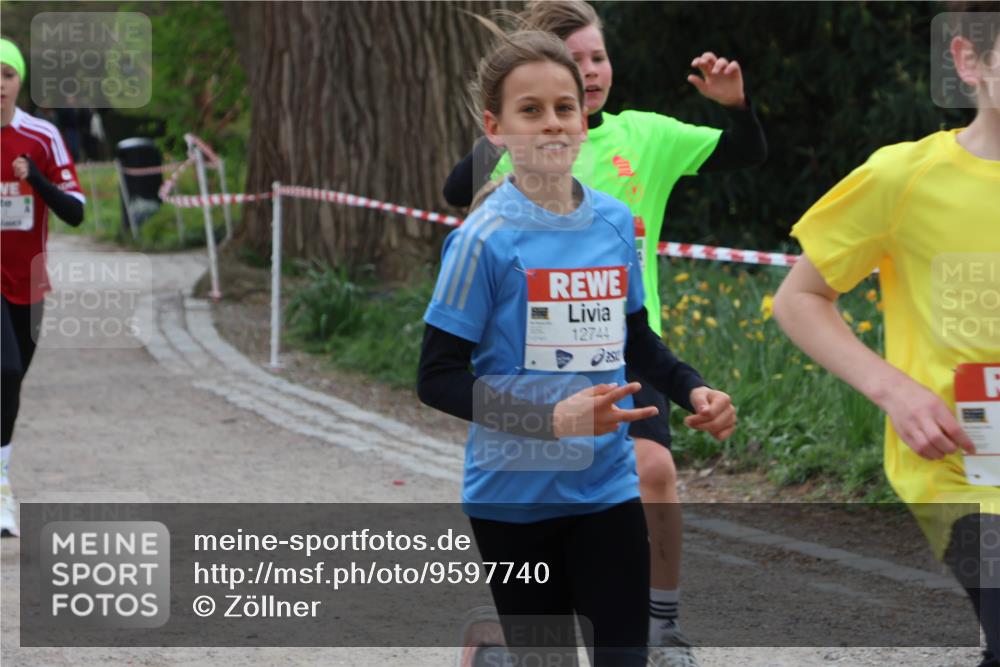 25.04.2026 - Das Zehntel Zöllner http://msf.ph/oto/9597740 25.04.2026 12:39:20 Laufen 12744 meine-sportfotos.de