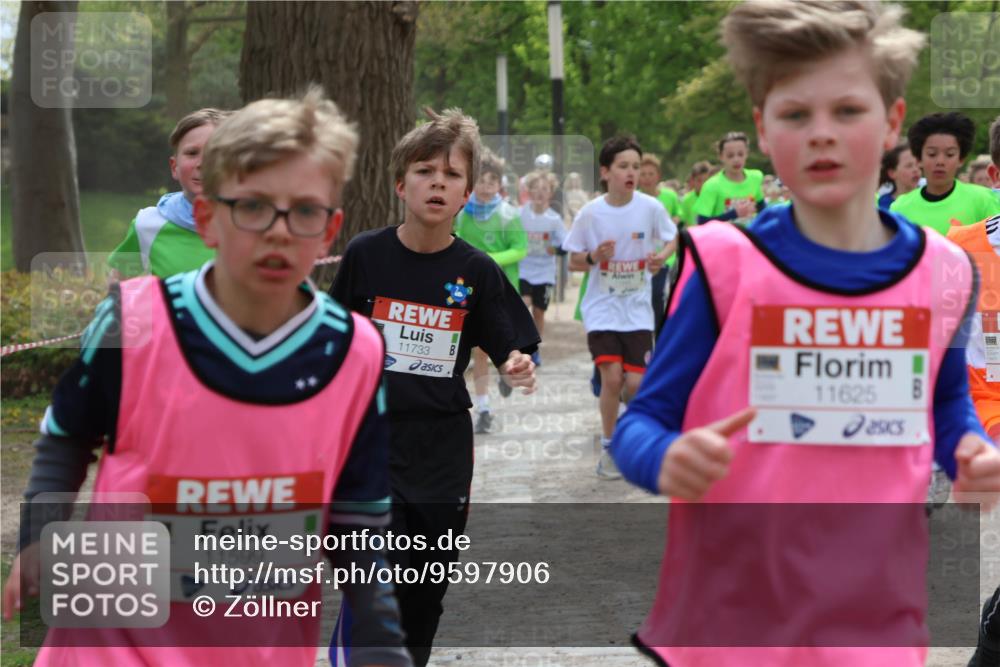 25.04.2026 - Das Zehntel Zöllner http://msf.ph/oto/9597906 25.04.2026 12:40:00 Laufen 11599, 11733, 11625 meine-sportfotos.de
