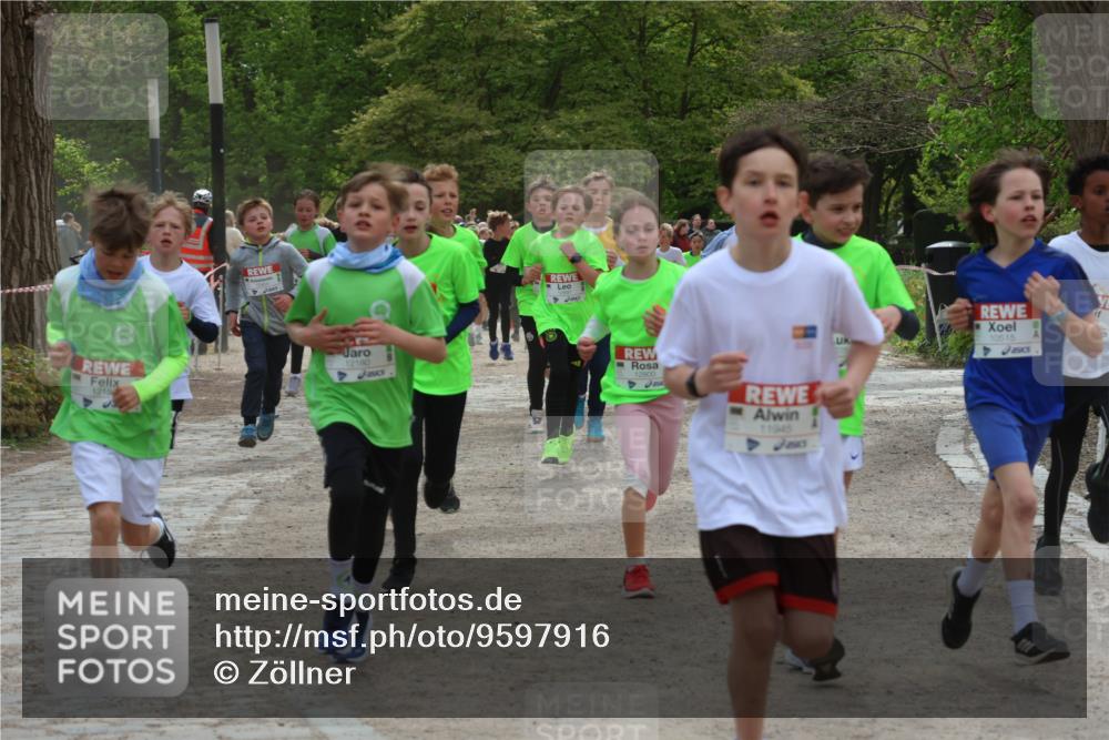 25.04.2026 - Das Zehntel Zöllner http://msf.ph/oto/9597916 25.04.2026 12:40:03 Laufen 1215, 12180, 12800, 11945, 10515 meine-sportfotos.de