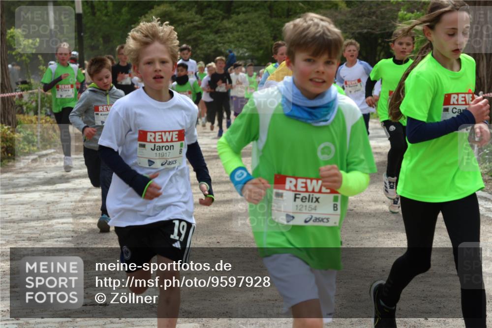 25.04.2026 - Das Zehntel Zöllner http://msf.ph/oto/9597928 25.04.2026 12:40:05 Laufen 10, 11917, 19, 12154 meine-sportfotos.de