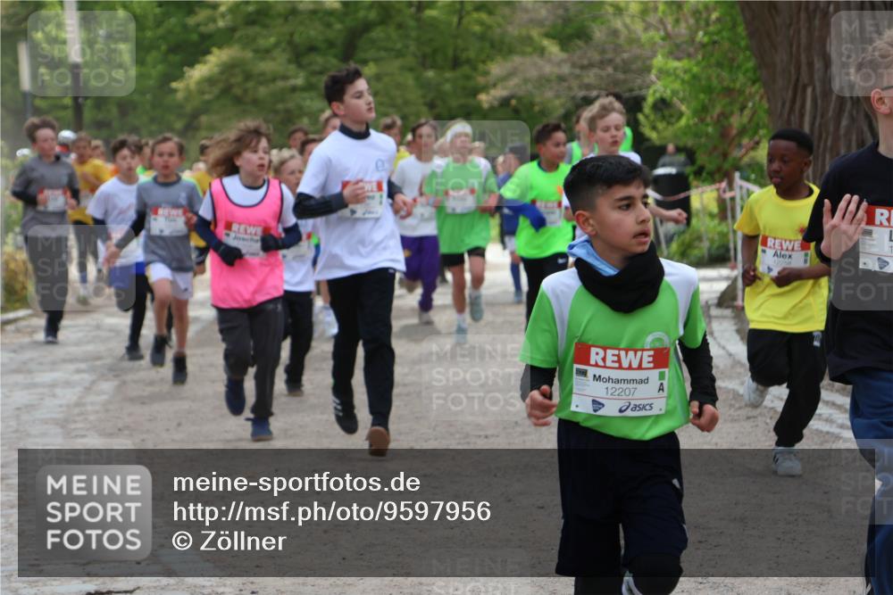 25.04.2026 - Das Zehntel Zöllner http://msf.ph/oto/9597956 25.04.2026 12:40:12 Laufen 12207, 12268 meine-sportfotos.de