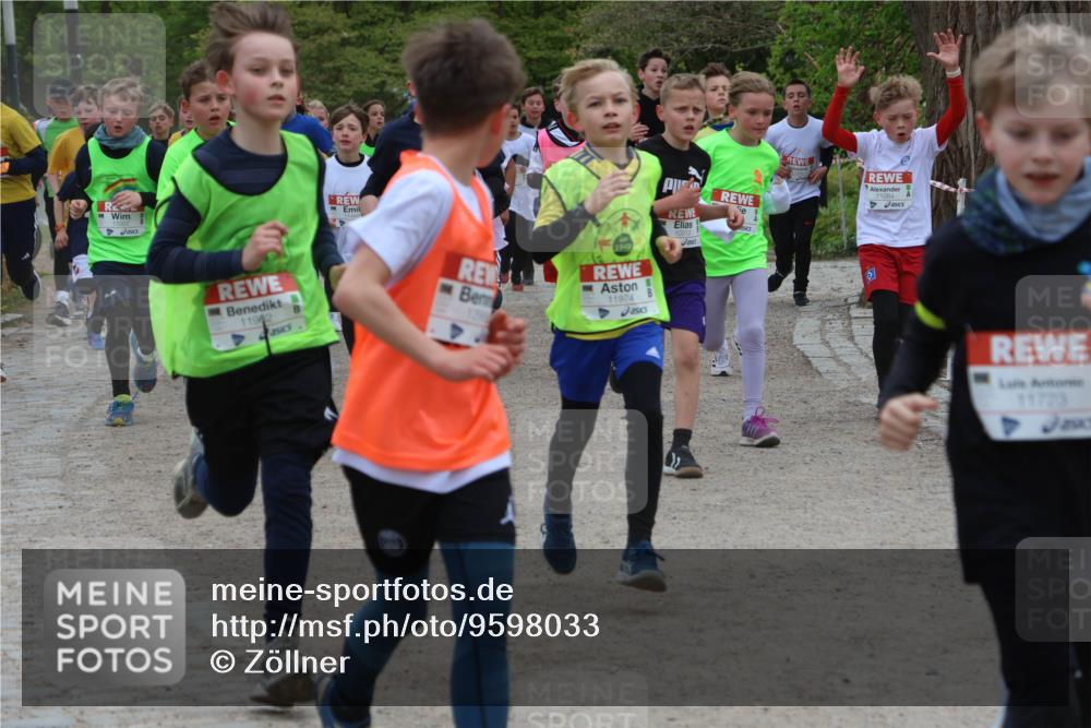 25.04.2026 - Das Zehntel Zöllner http://msf.ph/oto/9598033 25.04.2026 12:40:28 Laufen 11007, 11962, 11449, 1949, 11974, 10313, 11723 meine-sportfotos.de