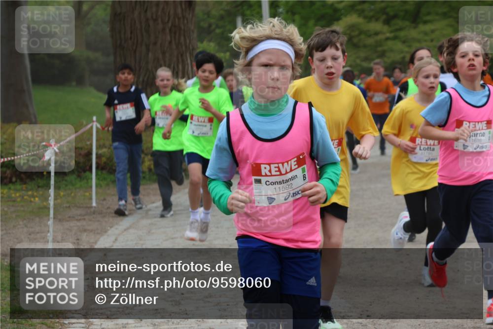 25.04.2026 - Das Zehntel Zöllner http://msf.ph/oto/9598060 25.04.2026 12:40:33 Laufen 11592, 41785, 11616 meine-sportfotos.de
