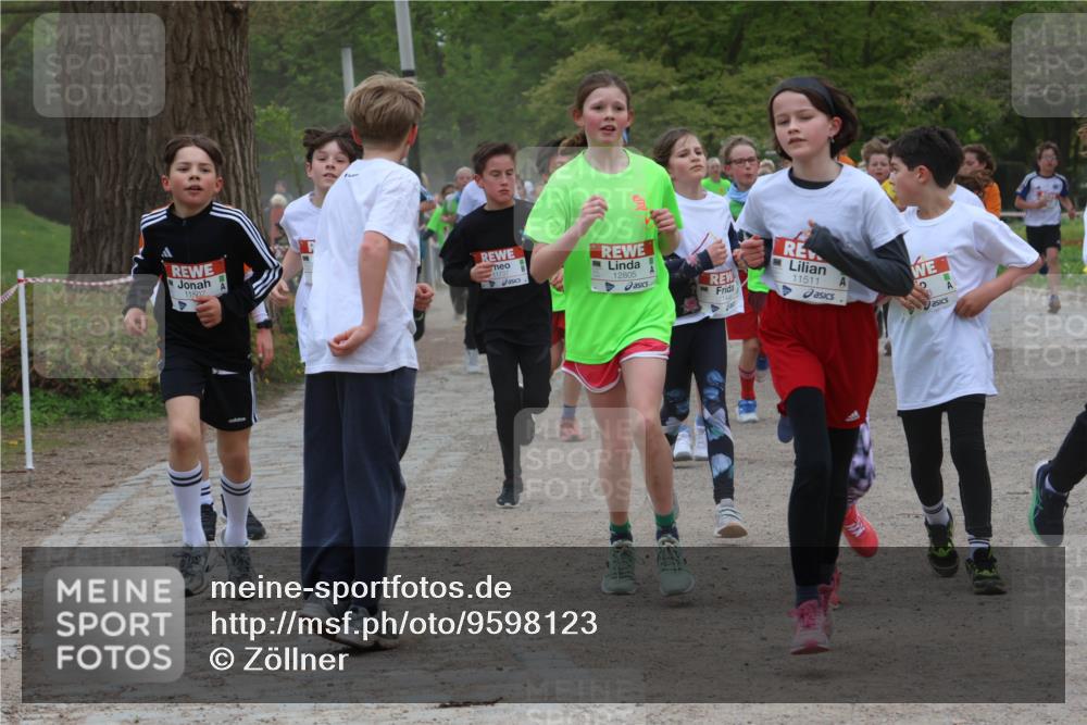 25.04.2026 - Das Zehntel Zöllner http://msf.ph/oto/9598123 25.04.2026 12:40:47 Laufen 11507, 12805, 11511, 2 meine-sportfotos.de