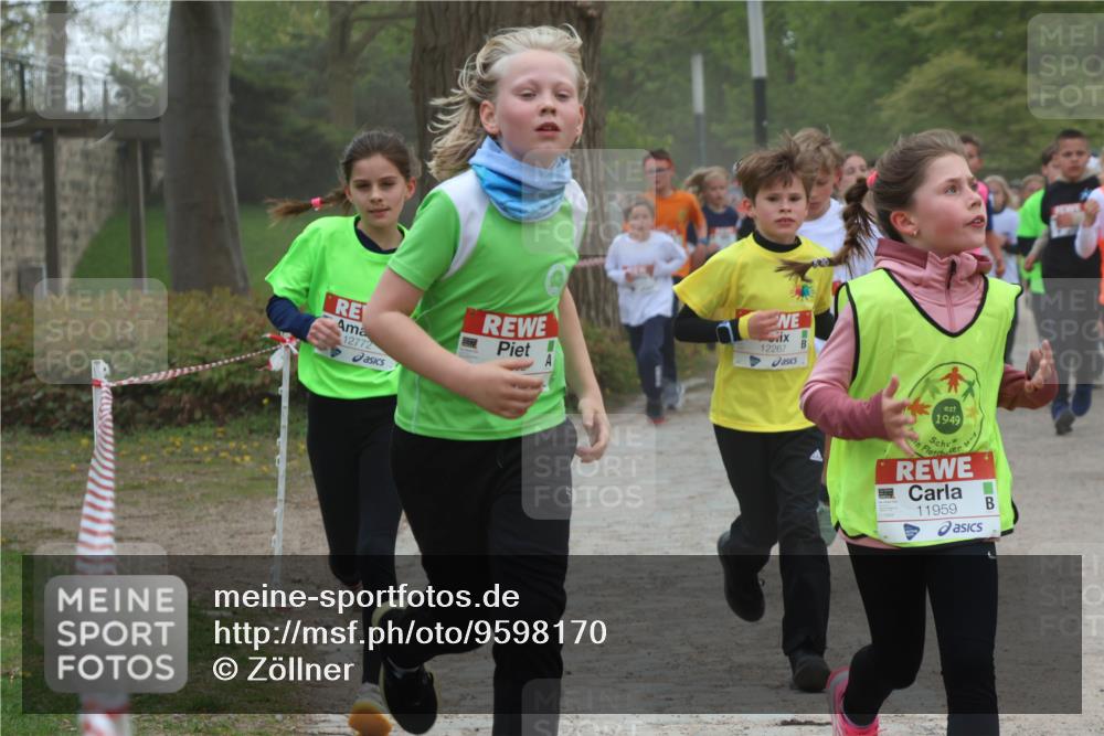 25.04.2026 - Das Zehntel Zöllner http://msf.ph/oto/9598170 25.04.2026 12:40:58 Laufen 12772, 12267, 1949, 11959 meine-sportfotos.de
