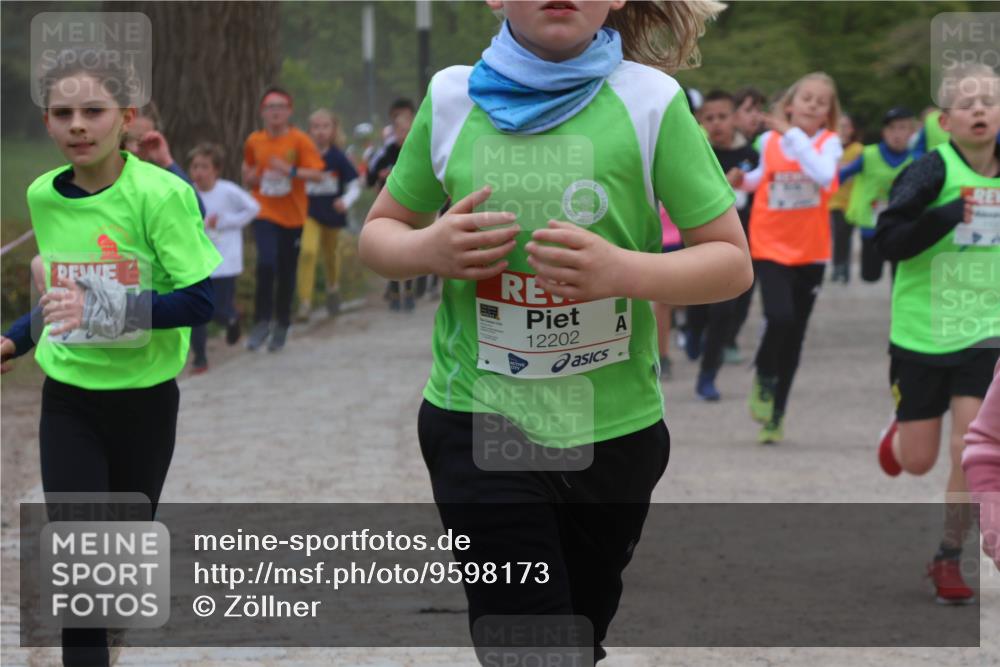 25.04.2026 - Das Zehntel Zöllner http://msf.ph/oto/9598173 25.04.2026 12:40:59 Laufen 12202 meine-sportfotos.de