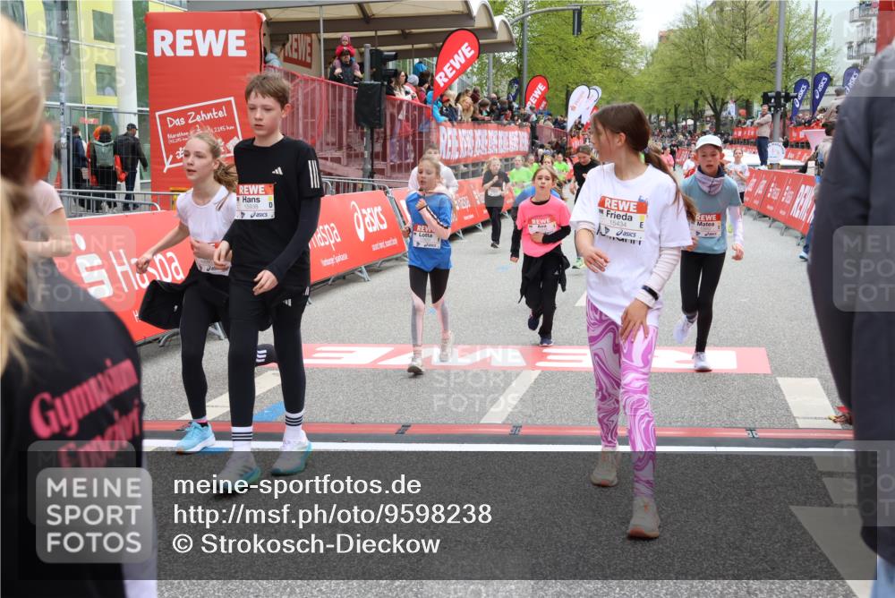 25.04.2026 - Das Zehntel Strokosch-Dieckow http://msf.ph/oto/9598238 25.04.2026 15:00:50 Ziel 15010, 15248, 15434, 15652, 15938, 16253, 16259, 16310, 16329, 16650, 16680, 16685, 16933, 17180, 17370, 17820, 17831, 18145, 15010, 15248, 15434, 15652, 15938, 16253, 16259, 16310, 16329, 16650, 16680, 16685, 16933, 17180, 17370, 17820, 17831, 18145 meine-sportfotos.de