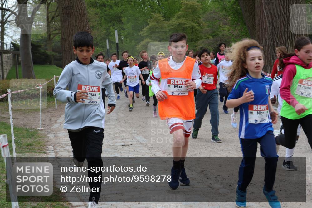 25.04.2026 - Das Zehntel Zöllner http://msf.ph/oto/9598278 25.04.2026 12:41:19 Laufen 252, 12969, 10377 meine-sportfotos.de