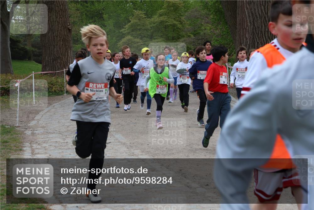 25.04.2026 - Das Zehntel Zöllner http://msf.ph/oto/9598284 25.04.2026 12:41:20 Laufen 1, 253 meine-sportfotos.de