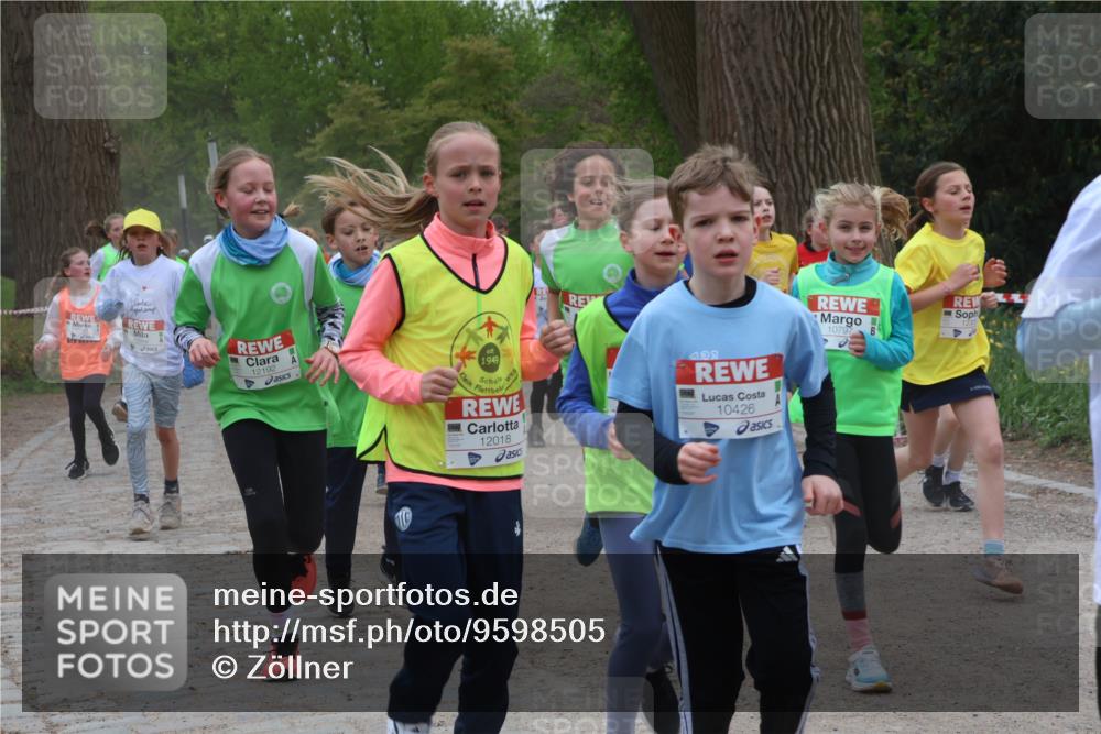 25.04.2026 - Das Zehntel Zöllner http://msf.ph/oto/9598505 25.04.2026 12:41:58 Laufen 12192, 1949, 12018, 422, 10426, 10797 meine-sportfotos.de