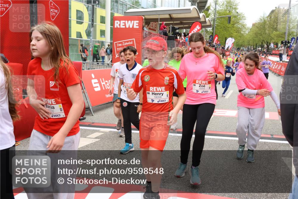 25.04.2026 - Das Zehntel Strokosch-Dieckow http://msf.ph/oto/9598548 25.04.2026 15:00:58 Ziel 15469, 15472, 16011, 16219, 16276, 16323, 16328, 16408, 16425, 16441, 16456, 16460, 16696, 16950, 16956, 16966, 17368, 17370, 17700, 17907, 18040, 18056, 15469, 15472, 16011, 16219, 16276, 16323, 16328, 16408, 16425, 16441, 16456, 16460, 16696, 16950, 16956, 16966, 17368, 17370, 17700, 17907, 18040, 18056 meine-sportfotos.de