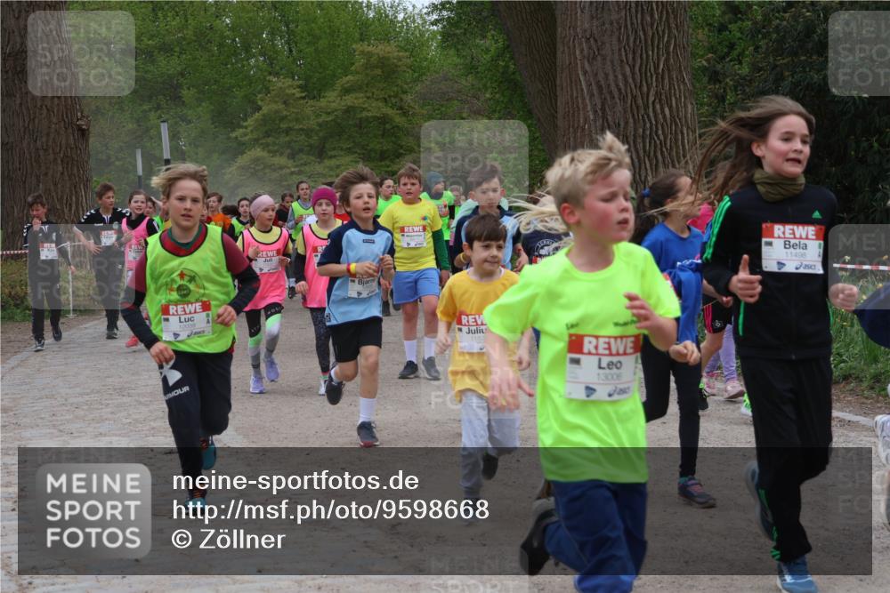 25.04.2026 - Das Zehntel Zöllner http://msf.ph/oto/9598668 25.04.2026 12:42:25 Laufen 12039, 1182, 13006, 11498 meine-sportfotos.de