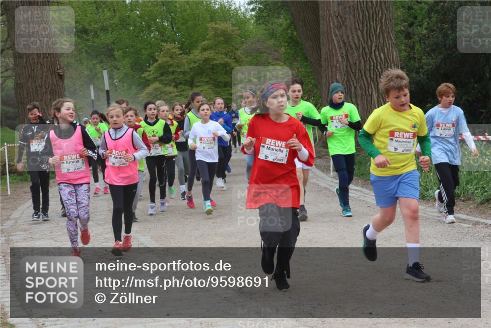 25.04.2026 - Das Zehntel Zöllner http://msf.ph/oto/9598691 25.04.2026 12:42:28 Laufen 11604, 10987, 12275 meine-sportfotos.de