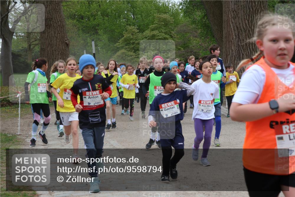 25.04.2026 - Das Zehntel Zöllner http://msf.ph/oto/9598794 25.04.2026 12:42:44 Laufen 13021, 10215, 11943 meine-sportfotos.de