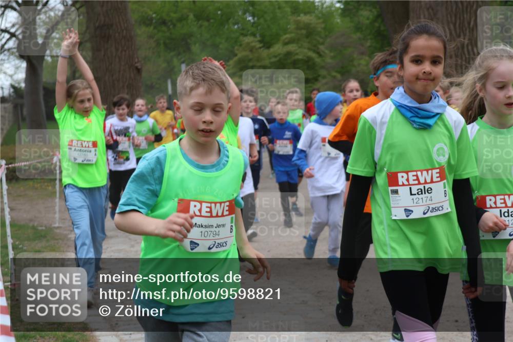 25.04.2026 - Das Zehntel Zöllner http://msf.ph/oto/9598821 25.04.2026 12:42:49 Laufen 12783, 201, 10794, 18, 121741, 12174 meine-sportfotos.de