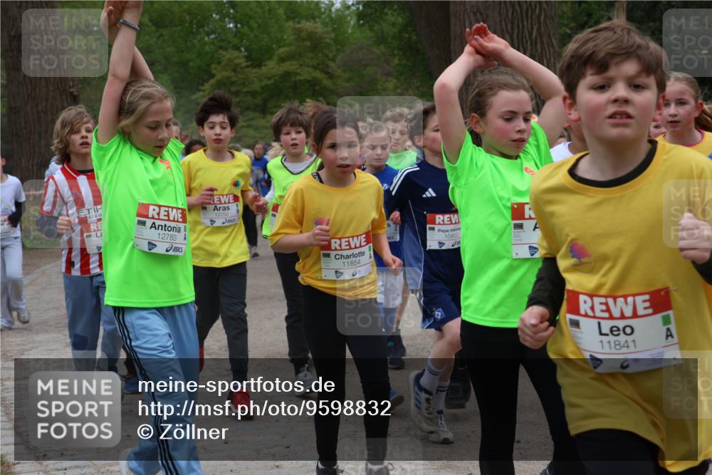 25.04.2026 - Das Zehntel Zöllner http://msf.ph/oto/9598832 25.04.2026 12:42:51 Laufen 12783, 12292, 11854, 10452, 11841 meine-sportfotos.de