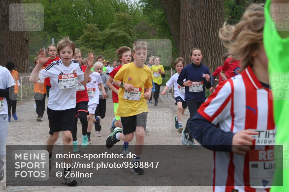 25.04.2026 - Das Zehntel Zöllner http://msf.ph/oto/9598847 25.04.2026 12:42:54 Laufen 11522, 11856, 10 meine-sportfotos.de