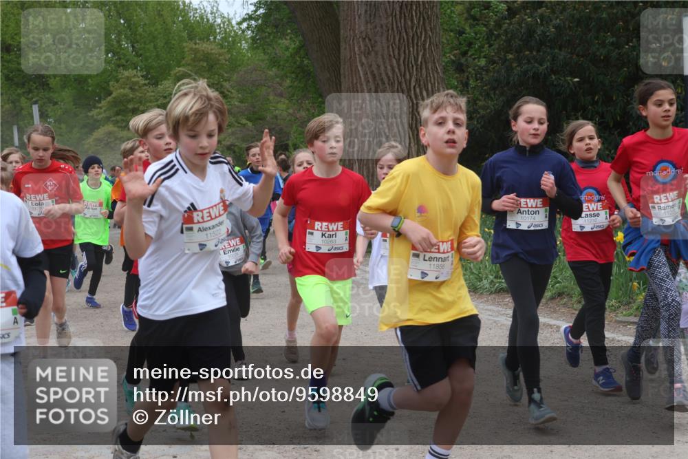 25.04.2026 - Das Zehntel Zöllner http://msf.ph/oto/9598849 25.04.2026 12:42:54 Laufen 11280, 11522, 10228, 10263, 11856, 10174, 11232, 1122 meine-sportfotos.de