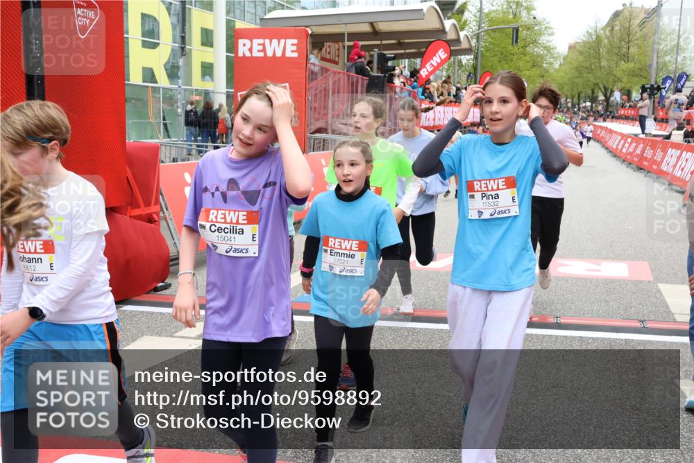 25.04.2026 - Das Zehntel Strokosch-Dieckow http://msf.ph/oto/9598892 25.04.2026 15:01:12 Ziel 15014, 15016, 15041, 15178, 15590, 15600, 16121, 16353, 16395, 16498, 16530, 16612, 16617, 16662, 16679, 17521, 17532, 18050, 18112, 18122, 18134, 15014, 15016, 15041, 15178, 15590, 15600, 16121, 16353, 16395, 16498, 16530, 16612, 16617, 16662, 16679, 17521, 17532, 18050, 18112, 18122, 18134 meine-sportfotos.de