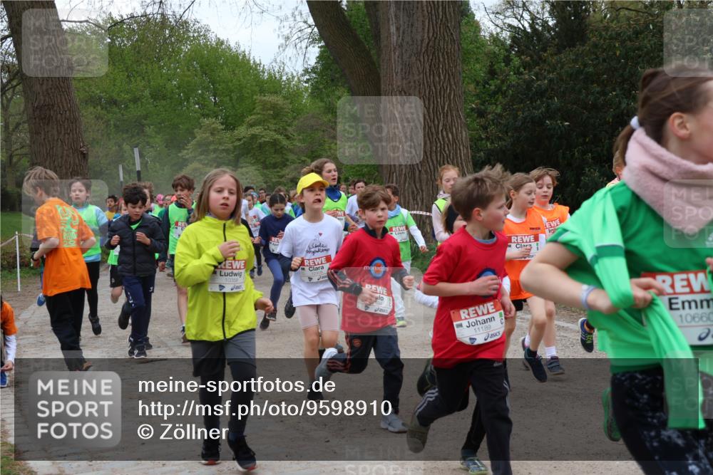 25.04.2026 - Das Zehntel Zöllner http://msf.ph/oto/9598910 25.04.2026 12:43:05 Laufen 10358, 11189, 10660 meine-sportfotos.de