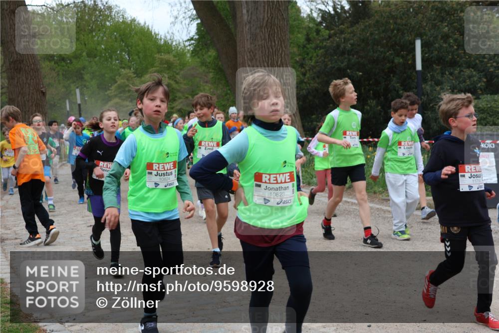 25.04.2026 - Das Zehntel Zöllner http://msf.ph/oto/9598928 25.04.2026 12:43:08 Laufen 10824, 10823, 11714 meine-sportfotos.de