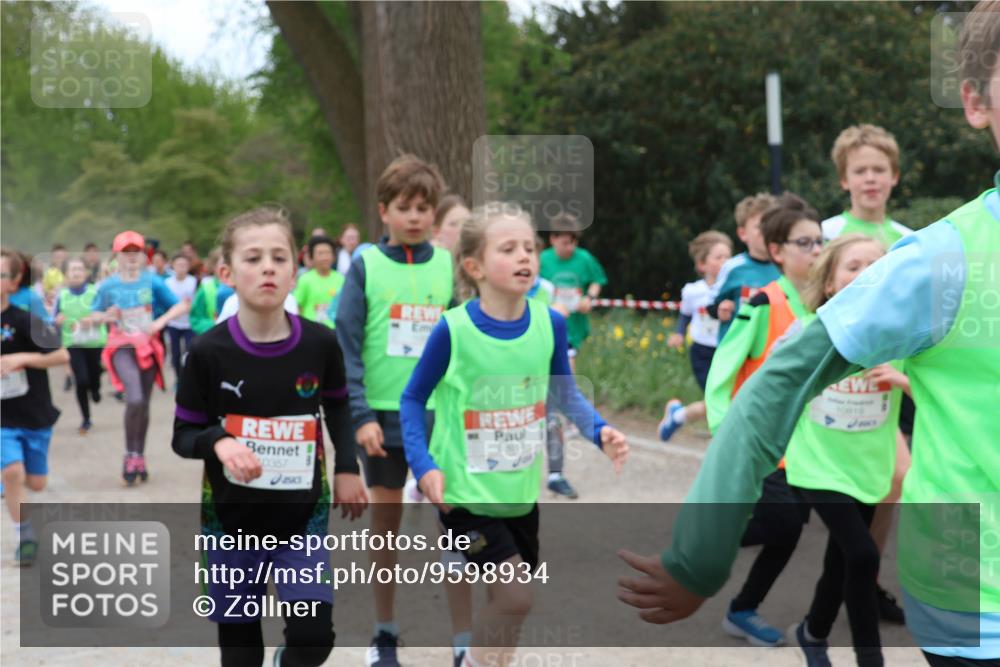 25.04.2026 - Das Zehntel Zöllner http://msf.ph/oto/9598934 25.04.2026 12:43:09 Laufen 40367, 10814, 10619 meine-sportfotos.de