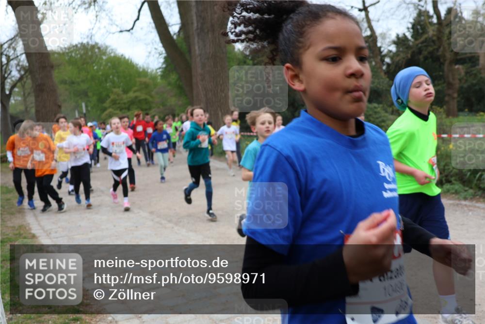 25.04.2026 - Das Zehntel Zöllner http://msf.ph/oto/9598971 25.04.2026 12:43:16 Laufen 1000 meine-sportfotos.de